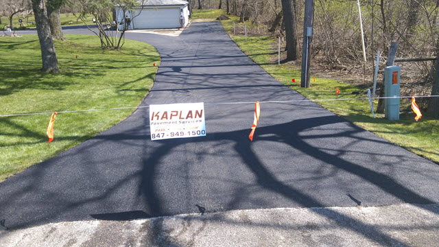 Asphalt Driveway in Woodstock, IL by Kaplan Paving